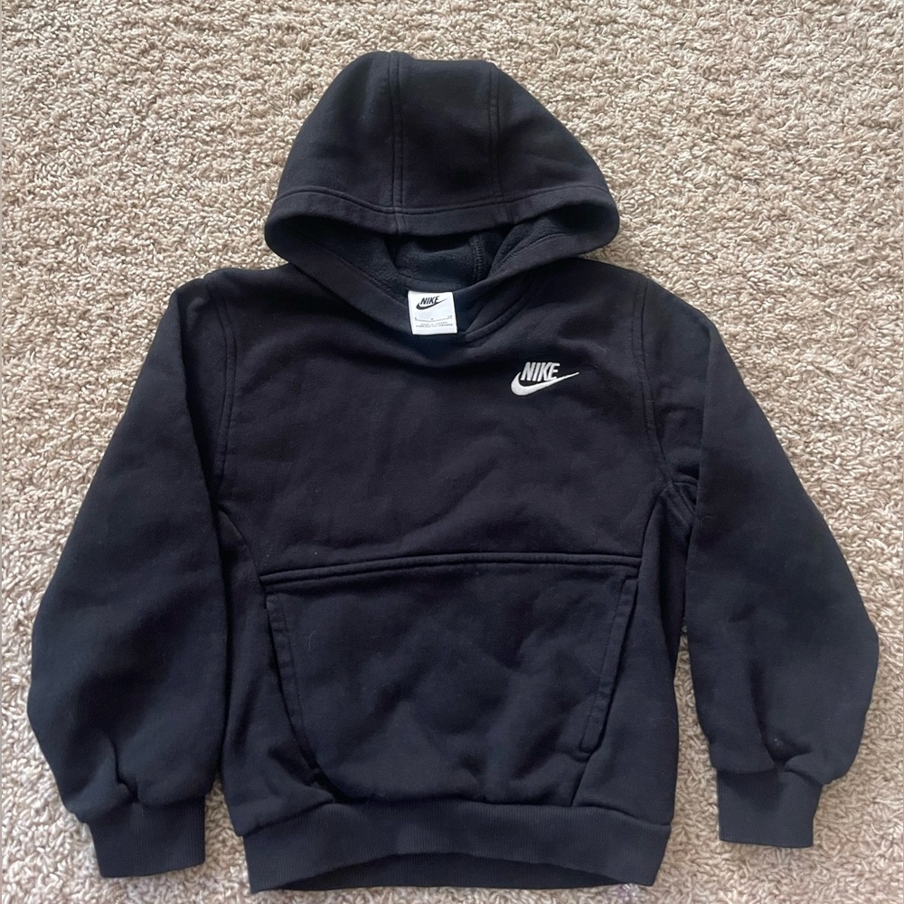Nike Black Boys Small Pullover Hoodie